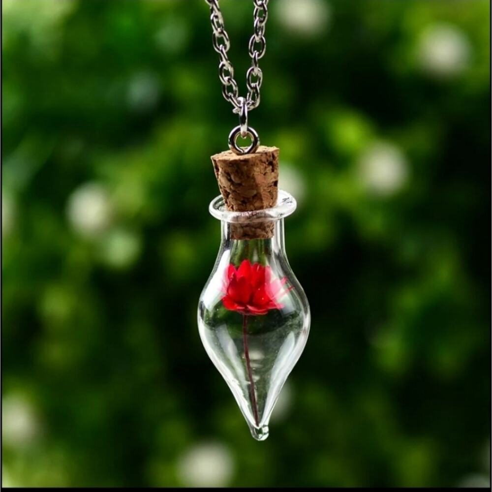 Red dried flower glass bulb necklace